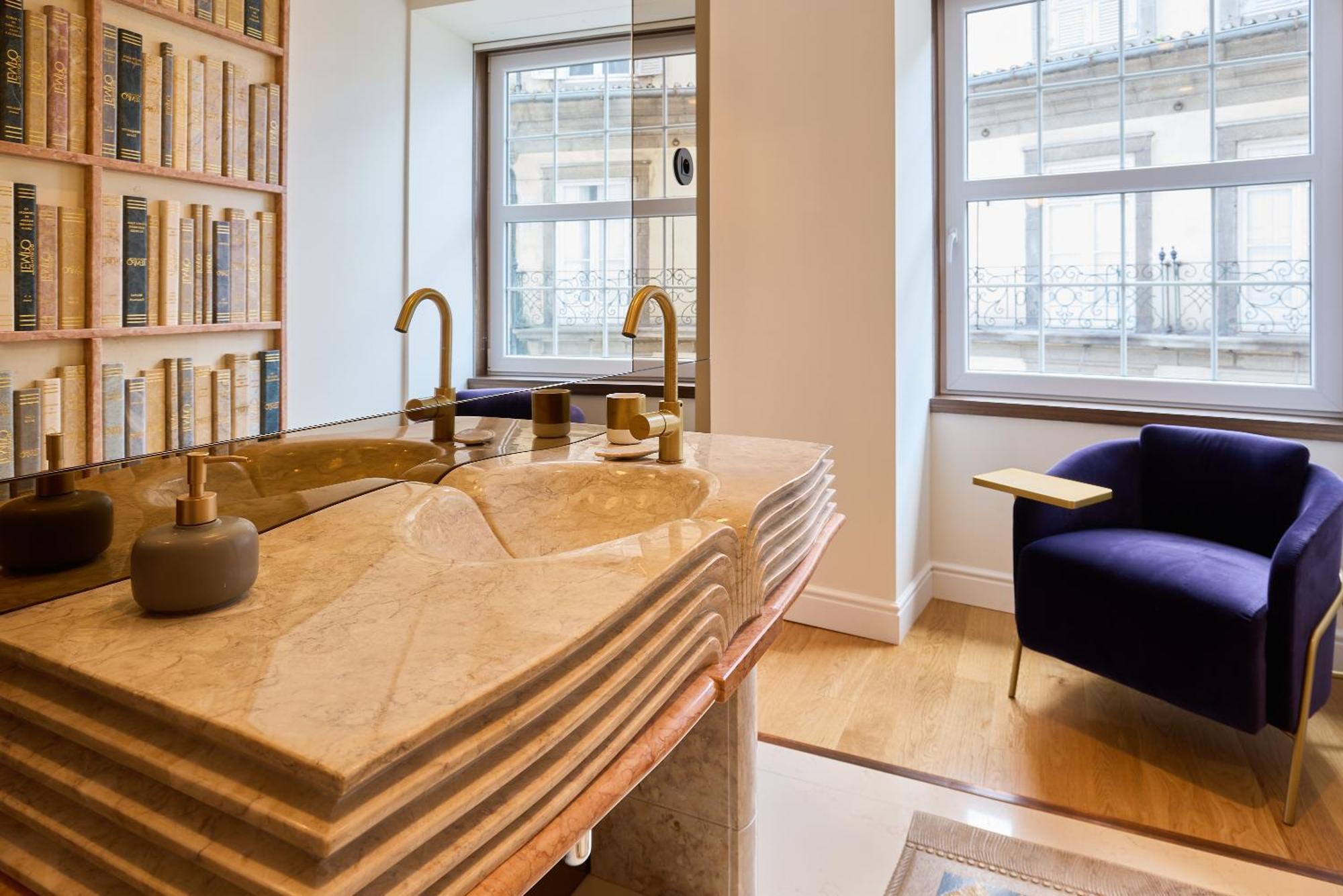 Flh Porto Clerigos Luxury Apartments Room photo